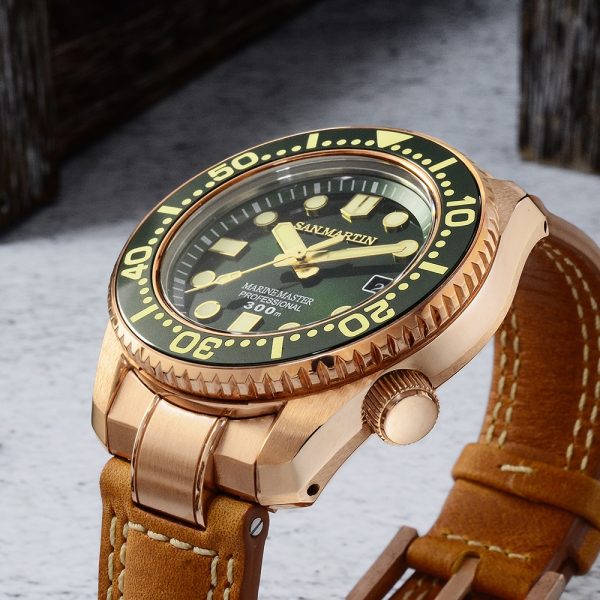 ⁦San Martin Diver Watch CuSn8 Bronze MM300 PT5000 Automatic Men Mechanical Watches Leather 300m Water Resistant Luminous Relojes⁩ - الصورة ⁦4⁩