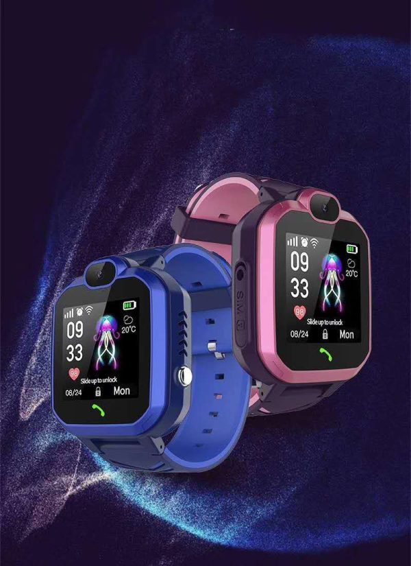⁦Children Tracker Smart Phone Watch Waterproof IP67 LBS position SOS call Wristwatch Camera IOS Android Smart Kids watch Gift E18⁩ - الصورة ⁦4⁩